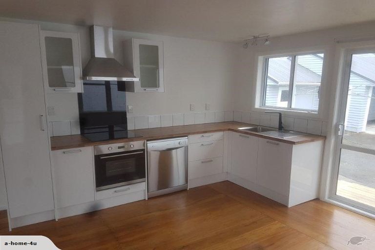 Photo of property in 80a Bell Road, Waiwhetu, Lower Hutt, 5010