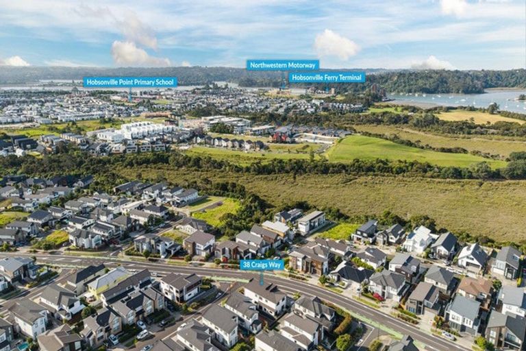 Photo of property in 38 Craigs Way, Hobsonville, Auckland, 0616