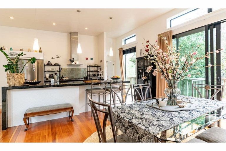 Photo of property in 21 Alderton Drive, Kerikeri, 0230