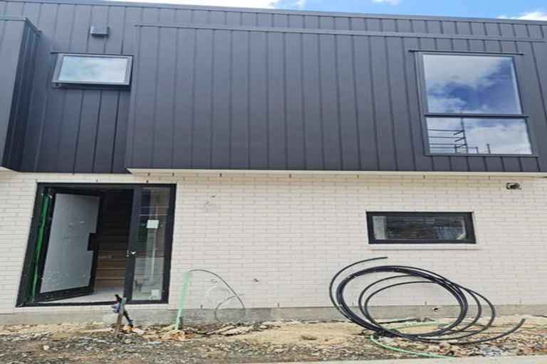 Photo of property in 11/1 Rainey Grove, Taita, Lower Hutt, 5011