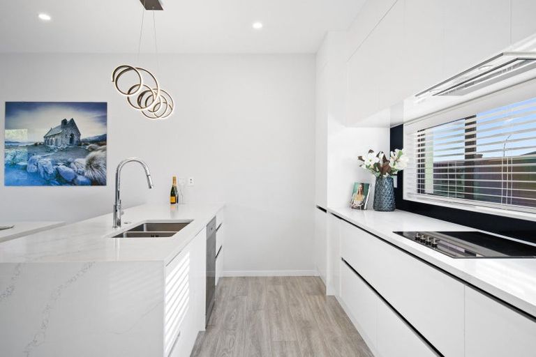 Photo of property in 54 Eighth View Avenue, Beachlands, Auckland, 2018