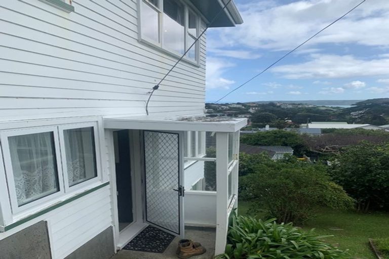 Photo of property in 15 Thornley Street, Titahi Bay, Porirua, 5022