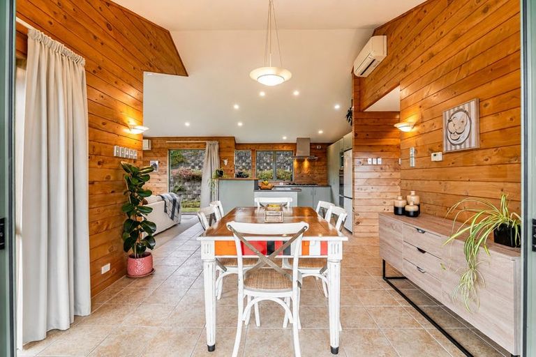 Photo of property in 5 Wenz Bayer Road, Puhoi, Silverdale, 0994