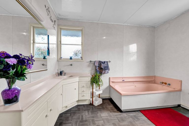 Photo of property in 103 High Street, Eltham, 4322