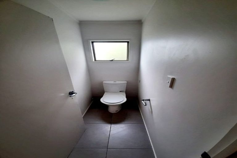 Photo of property in 2/8 Nile Road, Milford, Auckland, 0620