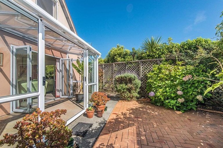Photo of property in 8a Kipling Street, Johnsonville, Wellington, 6037