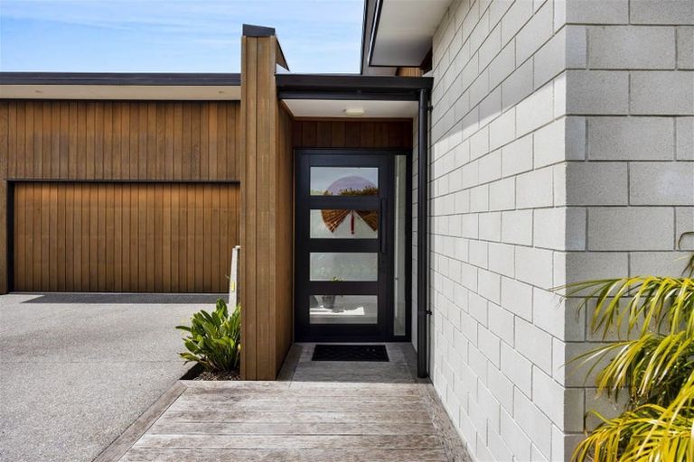 Photo of property in 14 Waitaha Place, Bell Block, New Plymouth, 4312