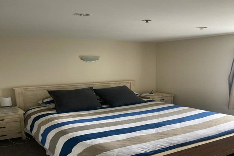 Photo of property in Courtenay Apartments, 505/120 Courtenay Place, Te Aro, Wellington, 6011