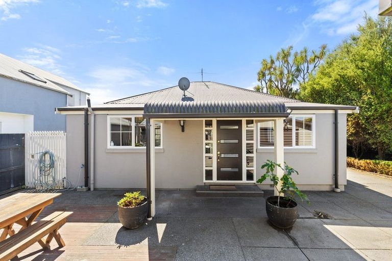 Photo of property in 40 Avalon Street, Richmond, Christchurch, 8013