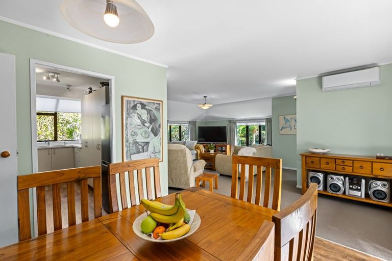 Photo of property in 20 Miraka Place, Birkenhead, Auckland, 0626