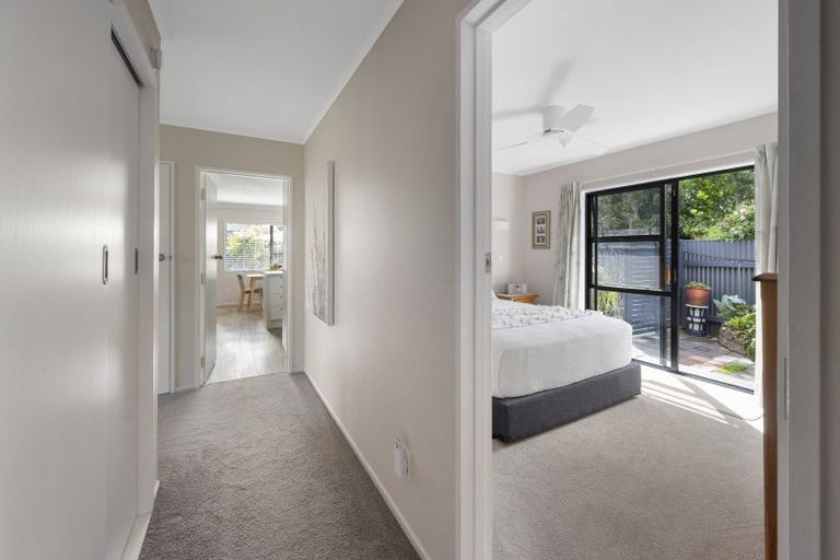 Photo of property in 5 Avenue Road, Greenmeadows, Napier, 4112