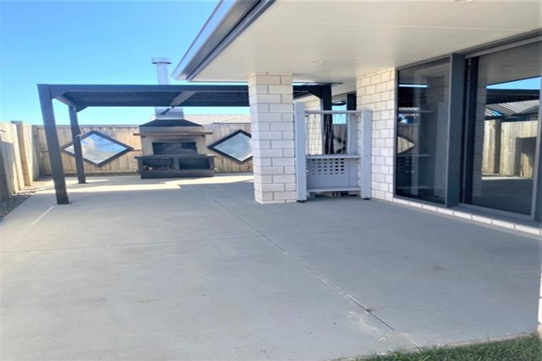 Photo of property in 159 Penetaka Heights, Pyes Pa, Tauranga, 3112