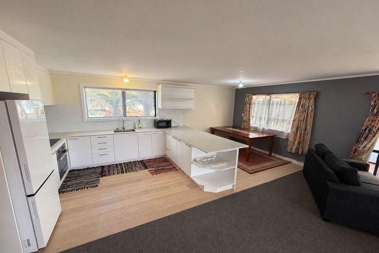Photo of property in 17 Sutherland Road, Brookfield, Tauranga, 3110