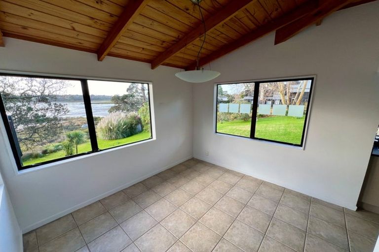 Photo of property in 1/55 Beresford Street, Bayswater, Auckland, 0622