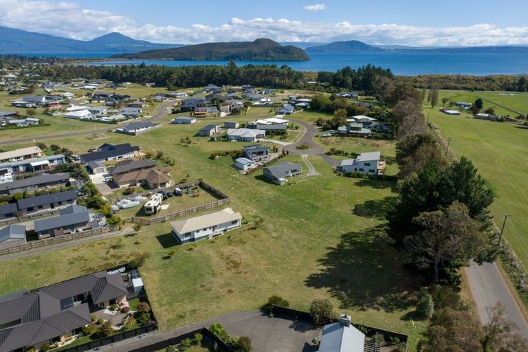 Photo of property in 194 Parekaawa Drive, Motuoapa, 3382
