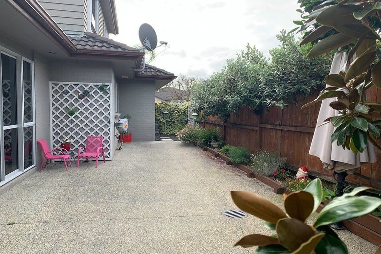 Photo of property in 26 Baltersan Drive, Flat Bush, Auckland, 2016