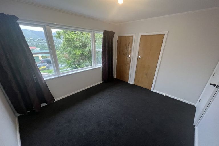 Photo of property in 61 Taylor Terrace, Tawa, Wellington, 5028