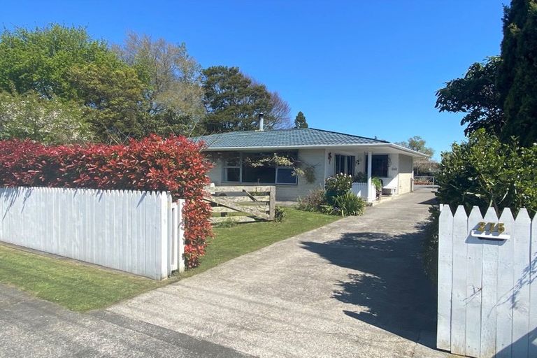 Photo of property in 275 High Street, Eltham, 4322