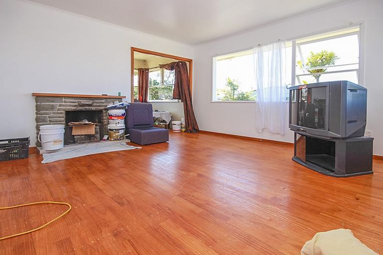 Photo of property in 73 Raglan Street, Mangere East, Auckland, 2024