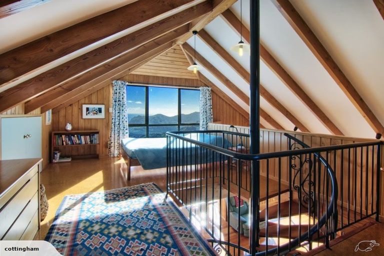 Photo of property in 126 Lone Kauri Road, Karekare, Auckland, 0772