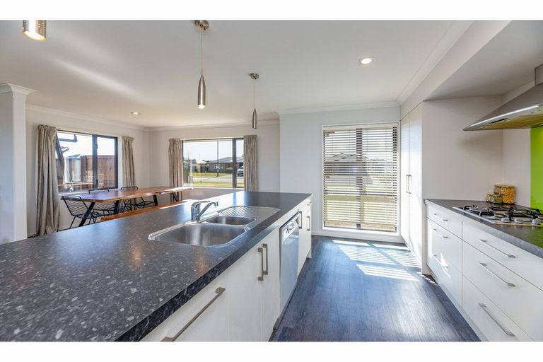 Photo of property in 20 Henley Close, Rolleston, 7614