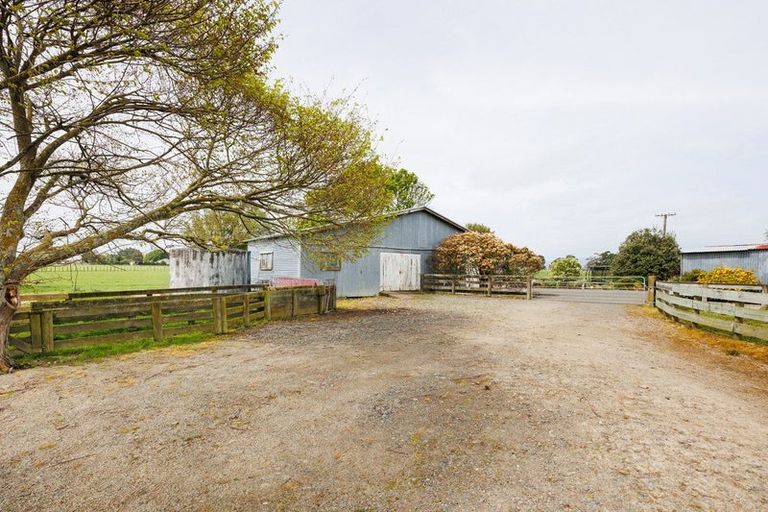 Photo of property in 1193 Taonui Road, Colyton, Feilding, 4775