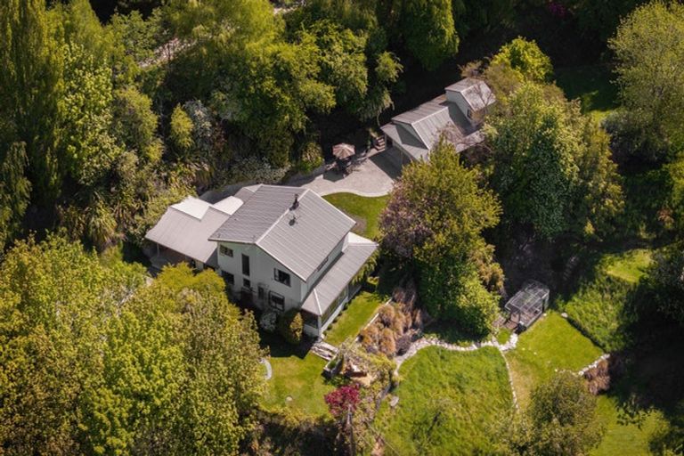 Photo of property in 108 Moonlight Track, Arthurs Point, Queenstown, 9371