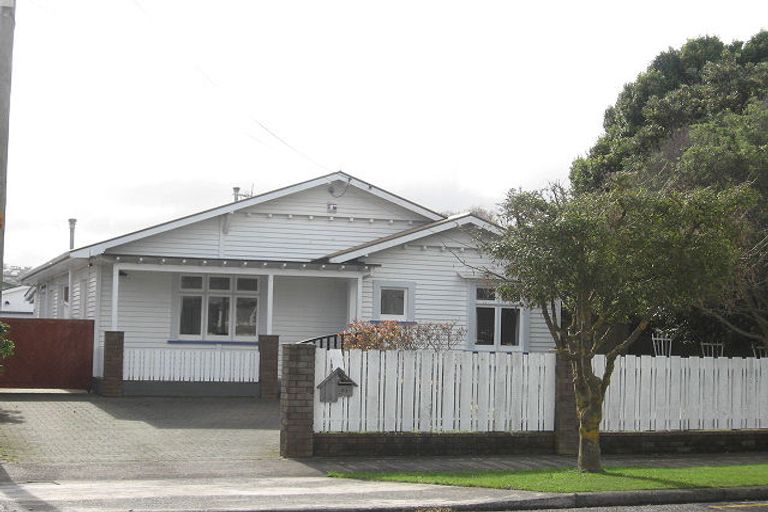 Photo of property in 21 Copeland Street, Hutt Central, Lower Hutt, 5011