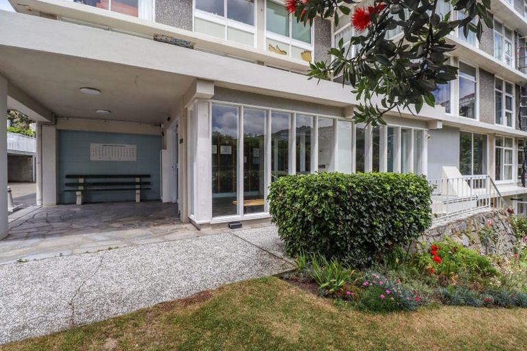 Photo of property in Herbert Gardens, 186 The Terrace, Wellington Central, Wellington, 6011