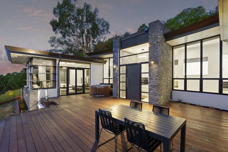 Photo of property in 6 Trecastle Lane, Huntsbury, Christchurch, 8022