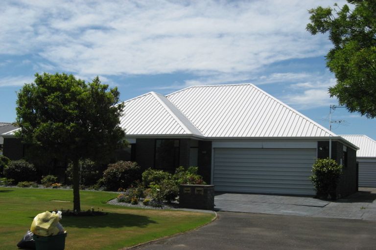 Photo of property in 2/26 Althorp Place, Avonhead, Christchurch, 8042