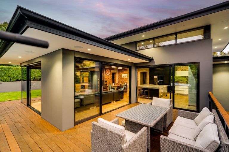 Photo of property in 43a Bowenvale Avenue, Cashmere, Christchurch, 8022