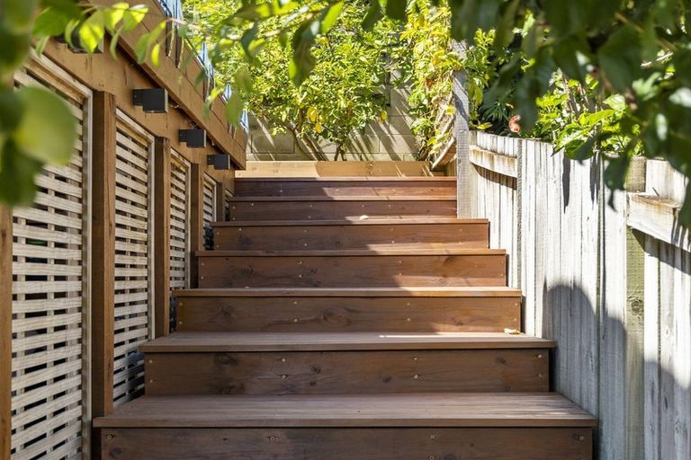 Photo of property in 19b Bellevue Road, Brookfield, Tauranga, 3110