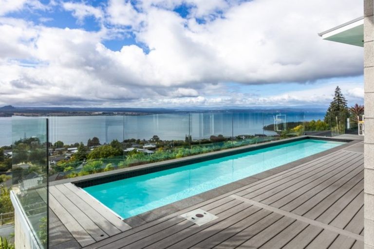 Photo of property in 50 Mapara Road, Acacia Bay, Taupo, 3385