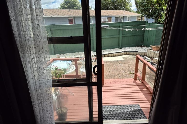 Photo of property in 17a Cecil Place, Cloverlea, Palmerston North, 4412