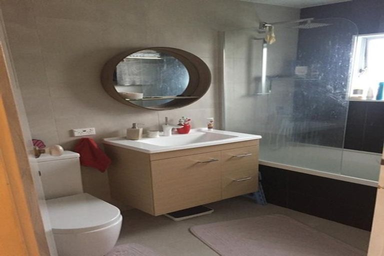 Photo of property in 19 Garland Drive, St Andrews, Hamilton, 3200