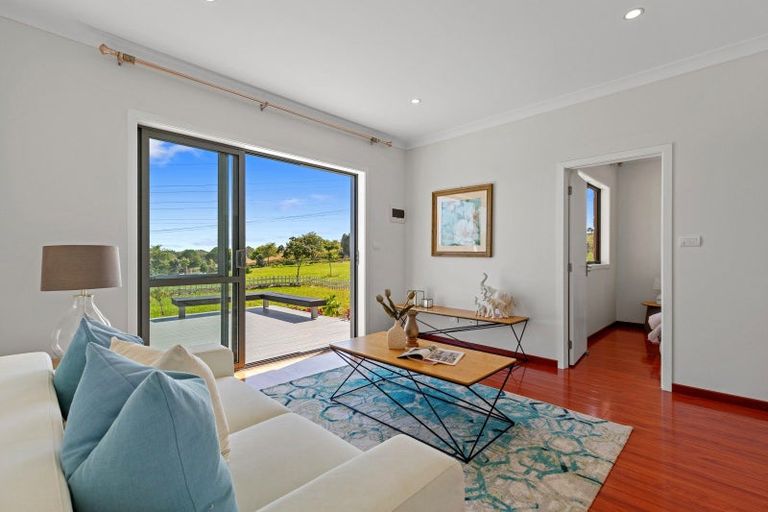 Photo of property in 73 Ashwood Avenue, Dairy Flat, Albany, 0792