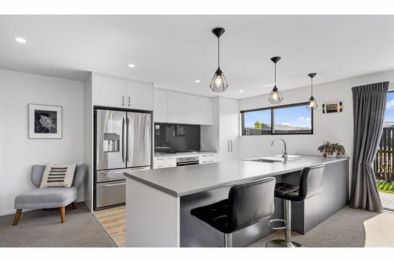 Photo of property in 22 Luxembourg Crescent, Halswell, Christchurch, 8025