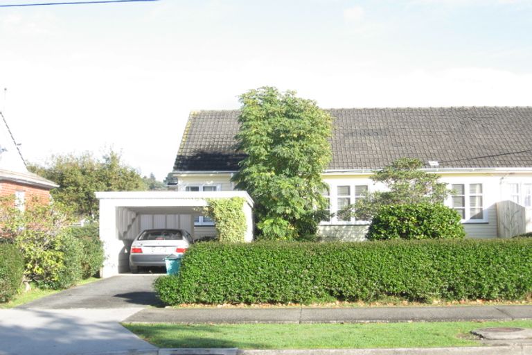 Photo of property in 26 Seddon Street, Naenae, Lower Hutt, 5011