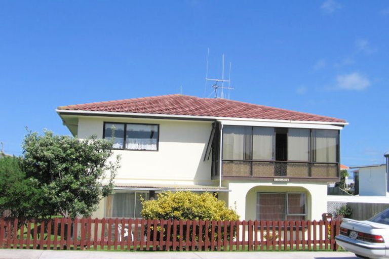 Photo of property in 22 Motiti Road, Papamoa Beach, Papamoa, 3118