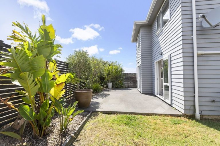 Photo of property in 45 Maylee Crescent, Gulf Harbour, Whangaparaoa, 0930