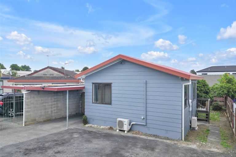 Photo of property in 2/24 Norrie Smith Avenue, Flat Bush, Auckland, 2023