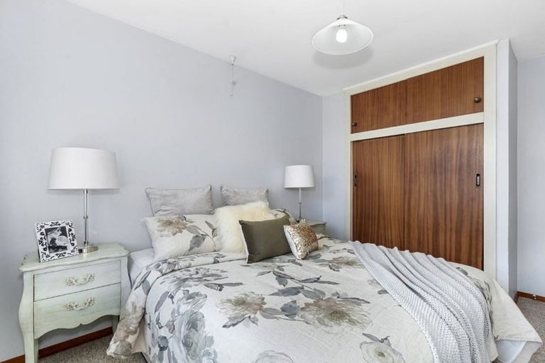 Photo of property in 1/1 Impala Place, Sockburn, Christchurch, 8042