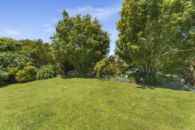 Photo of property in 35 Valley Road, Te Puke, 3119