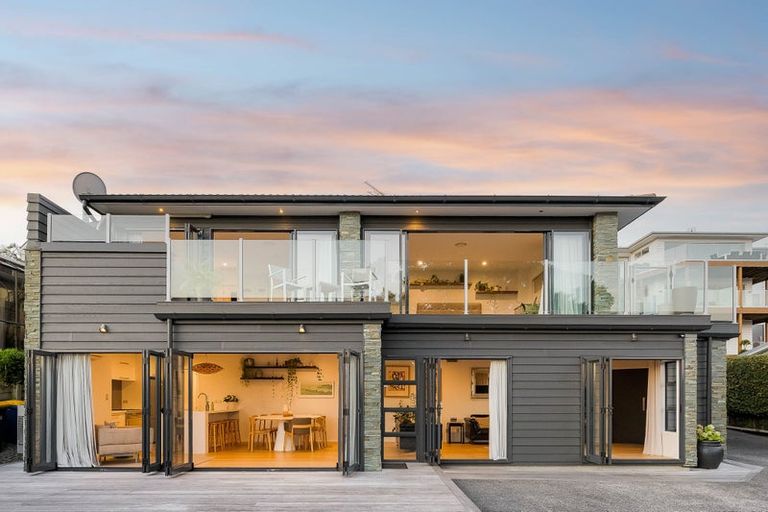 Photo of property in 5a Clifton Road, Browns Bay, Auckland, 0630