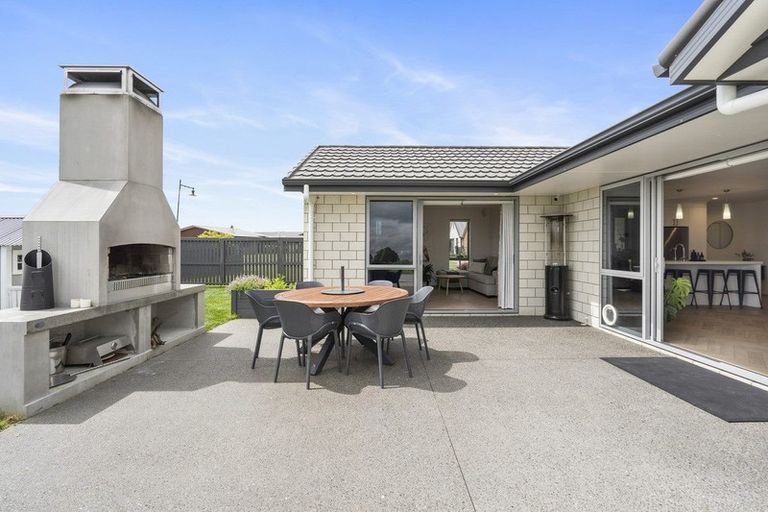 Photo of property in 49 Jarrett Terrace, Leamington, Cambridge, 3432