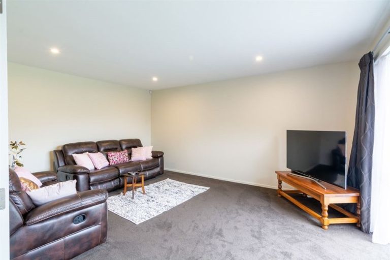 Photo of property in 21 Wootton Place, Kaiapoi, 7630