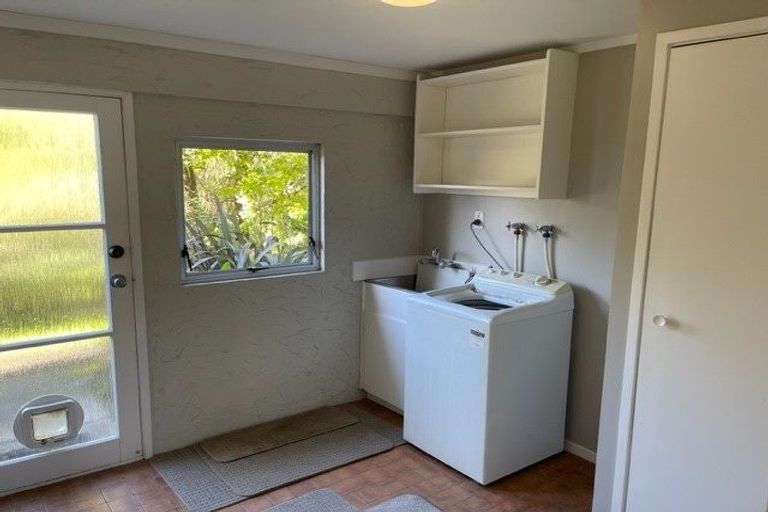 Photo of property in 18 St Peters Street, Northcote, Auckland, 0627