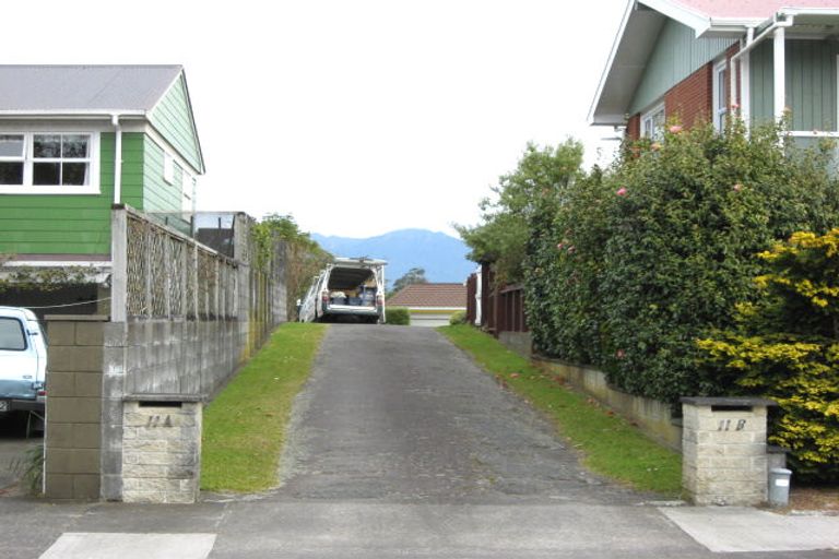 Photo of property in 11b Longview Drive, Merrilands, New Plymouth, 4312