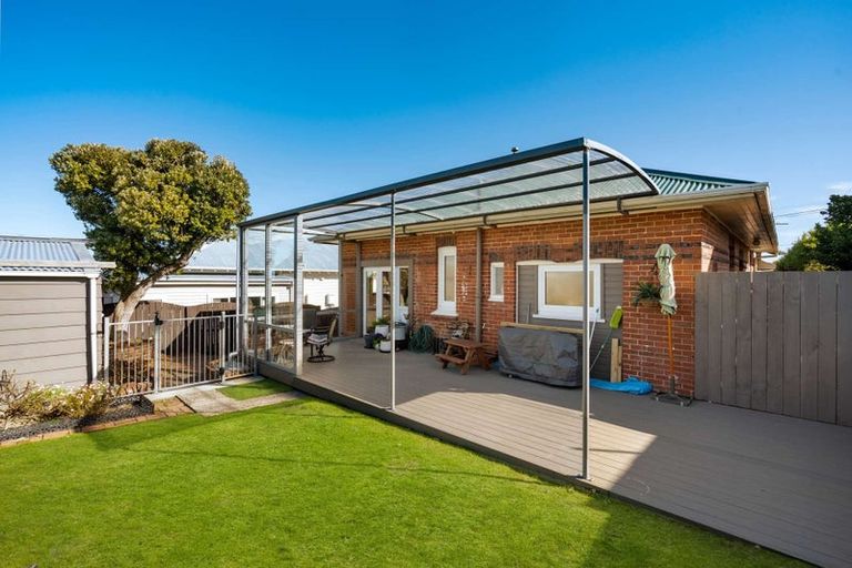 Photo of property in 24 Stirling Street, Andersons Bay, Dunedin, 9013